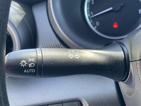 Used 2025 Nissan Kicks Play S image 22