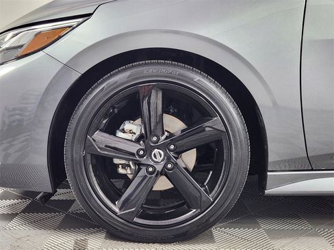 Used 2023 Nissan Sentra SR w/ Trunk Package image 15