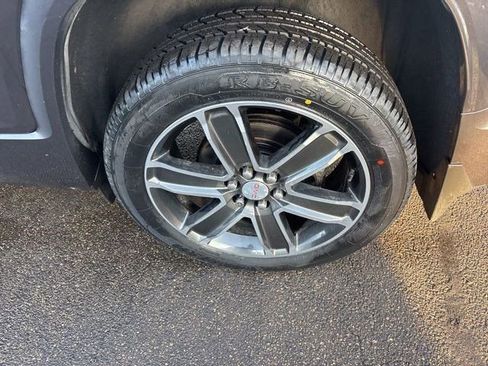 Used 2018 GMC Acadia Denali image 49