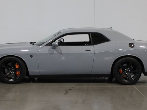 Used 2020 Dodge Challenger SRT Hellcat Redeye RWD image 19