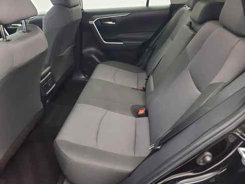 Used 2025 Toyota RAV4 XLE image 18