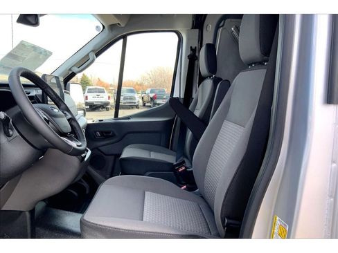 New 2026 Ford Transit 250 148 Medium Roof Extended AWD image 25