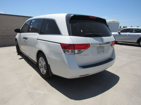 Used 2016 Honda Odyssey LX image 4