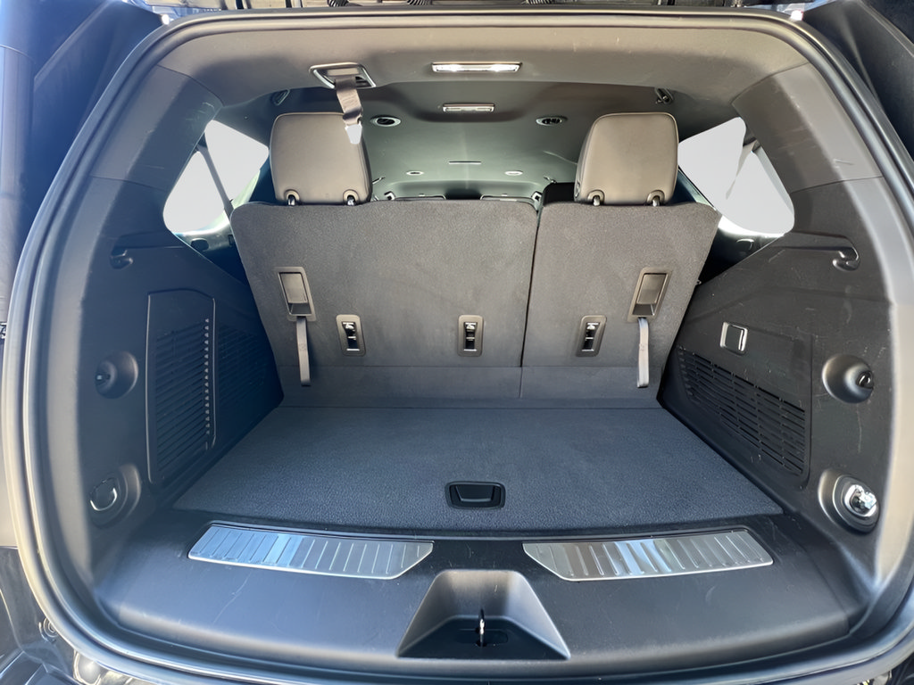 Used 2021 Chevrolet Tahoe RST AWD/4WD image 24
