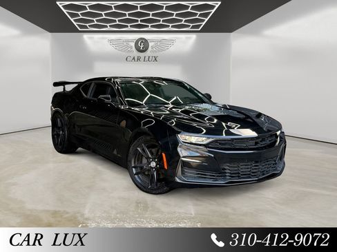 Used 2019 Chevrolet Camaro SS RWD image 7