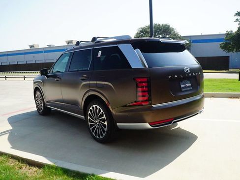New 2026 Hyundai Palisade Calligraphy FWD image 5