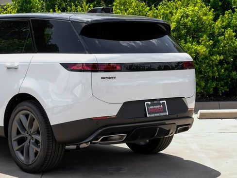 New 2026 Land Rover Range Rover Sport SE AWD/4WD image 15