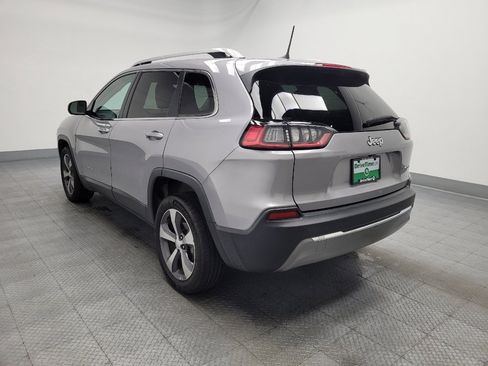 Used 2020 Jeep Cherokee Limited FWD image 3