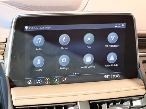 Used 2021 Chevrolet Tahoe High Country w/ Premium Package image 17