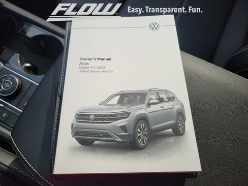 Certified 2023 Volkswagen Atlas SEL R-Line image 37