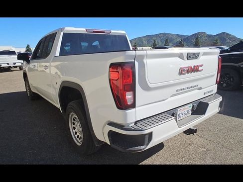Used 2021 GMC Sierra 1500 Elevation image 3