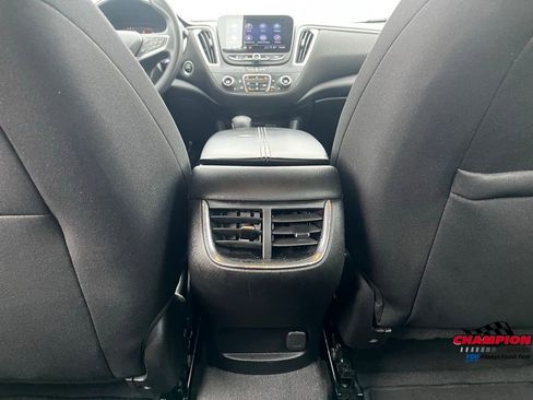 Used 2023 Chevrolet Malibu LT image 28