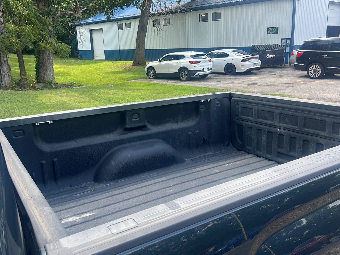 Used 2018 GMC Sierra 1500 4x4 Double Cab w/ Elevation Edition image 18
