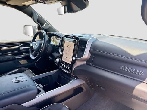 Used 2023 RAM 1500 Laramie AWD/4WD image 28