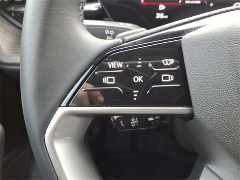 Used 2025 Audi Q5 Premium Plus w/ Premium Plus image 19