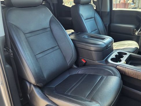 Used 2021 GMC Sierra 1500 Denali w/ Denali Ultimate Package AWD/4WD image 12