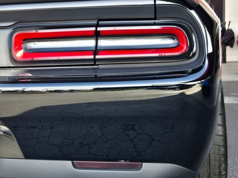 Used 2023 Dodge Challenger SXT w/ Blacktop Package image 10