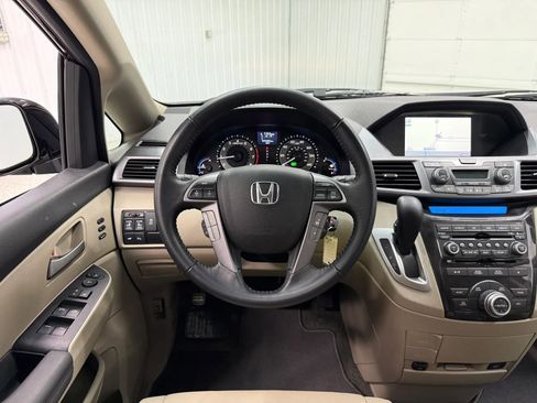Used 2013 Honda Odyssey Touring image 20