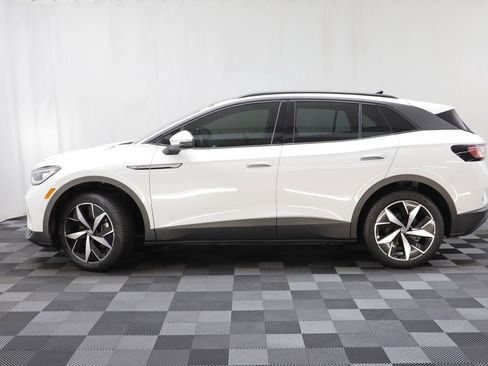 Used 2023 Volkswagen ID.4 Pro S image 4