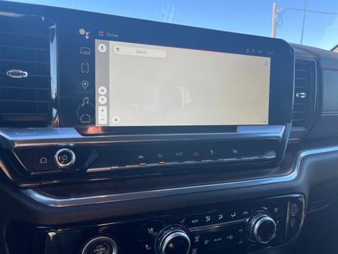 Used 2024 GMC Sierra 1500 SLT image 40