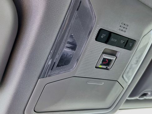 Used 2025 Toyota RAV4 LE FWD image 20