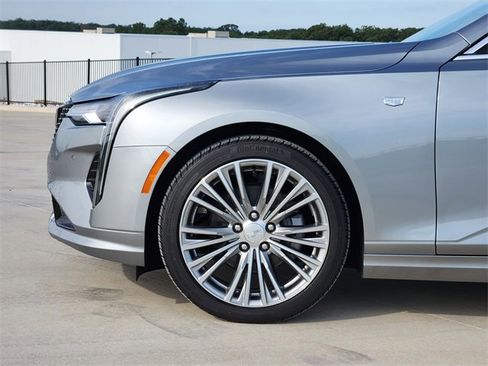 New 2025 Cadillac CT4 Premium Luxury image 8