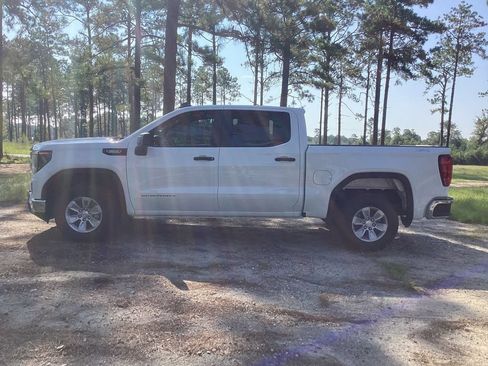 New 2025 GMC Sierra 1500 Pro w/ Pro Value Package AWD/4WD image 8