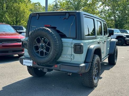 Used 2024 Jeep Wrangler Unlimited Sport AWD/4WD image 14