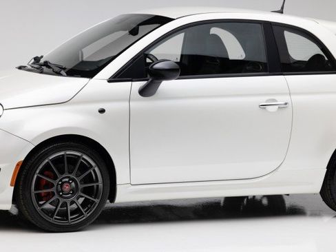 Used 2018 FIAT 500 Abarth w/ Popular Equipment Package image 33