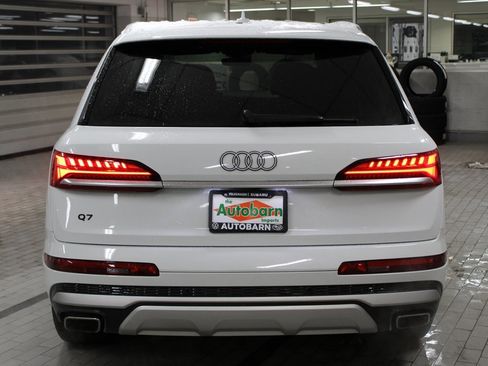 Used 2025 Audi Q7 2.0T Premium w/ Convenience Package image 5
