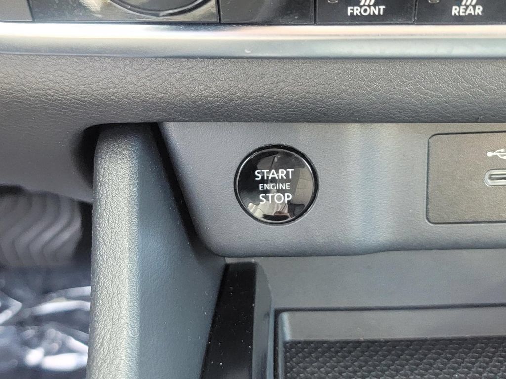 Used 2026 Nissan Rogue SV AWD/4WD image 26