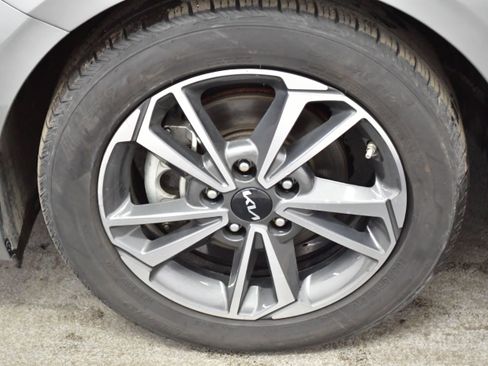 Used 2023 Kia Forte LXS image 59