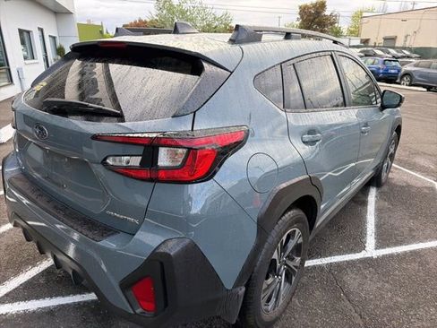 Used 2024 Subaru Crosstrek 2.0i Premium image 8