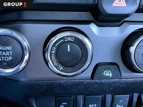 Used 2021 Toyota Tacoma TRD Sport image 35