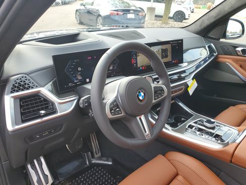 New 2026 BMW X5 M60i image 10