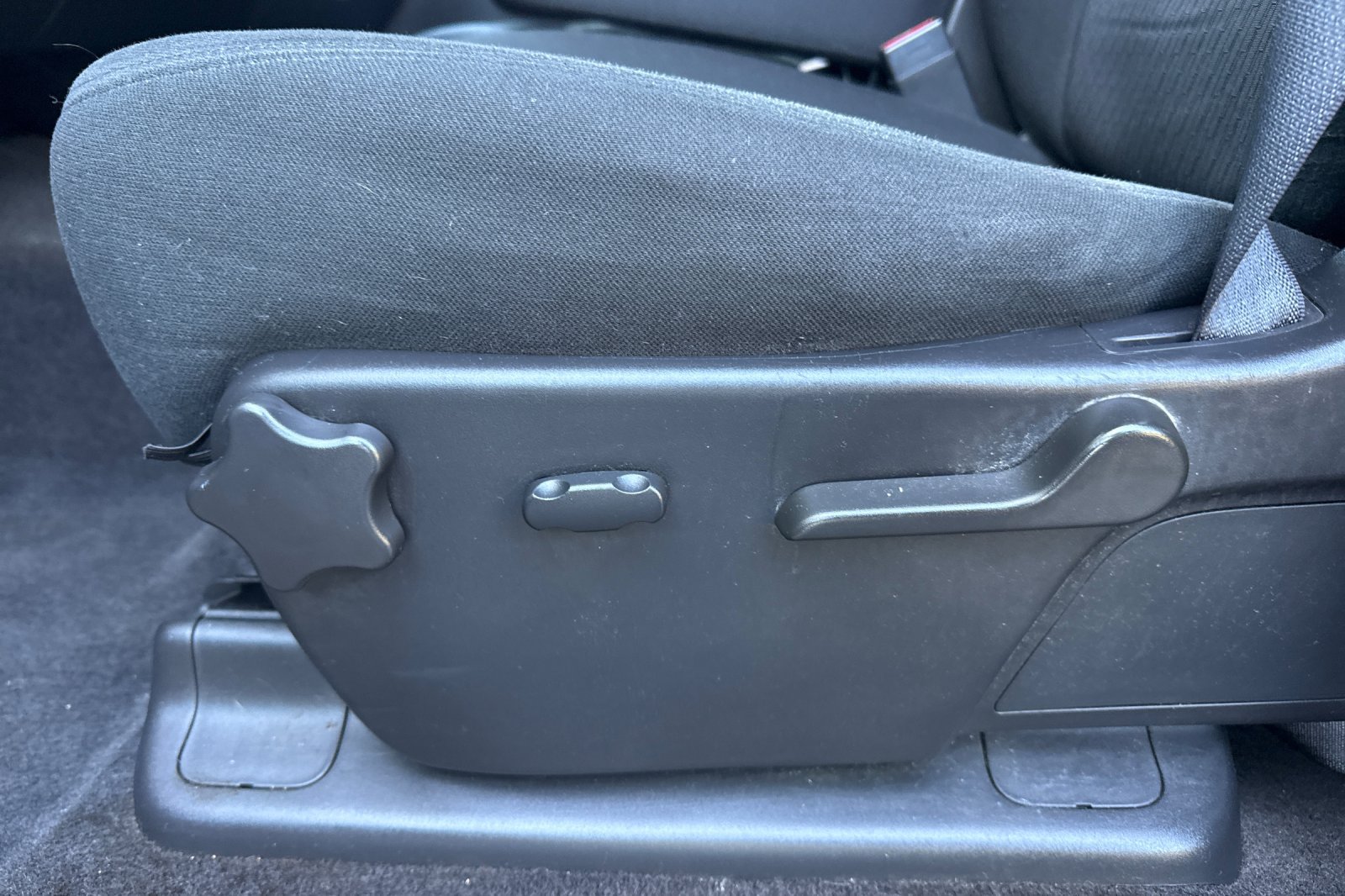 Used 2012 Chevrolet Silverado 1500 LT RWD image 14