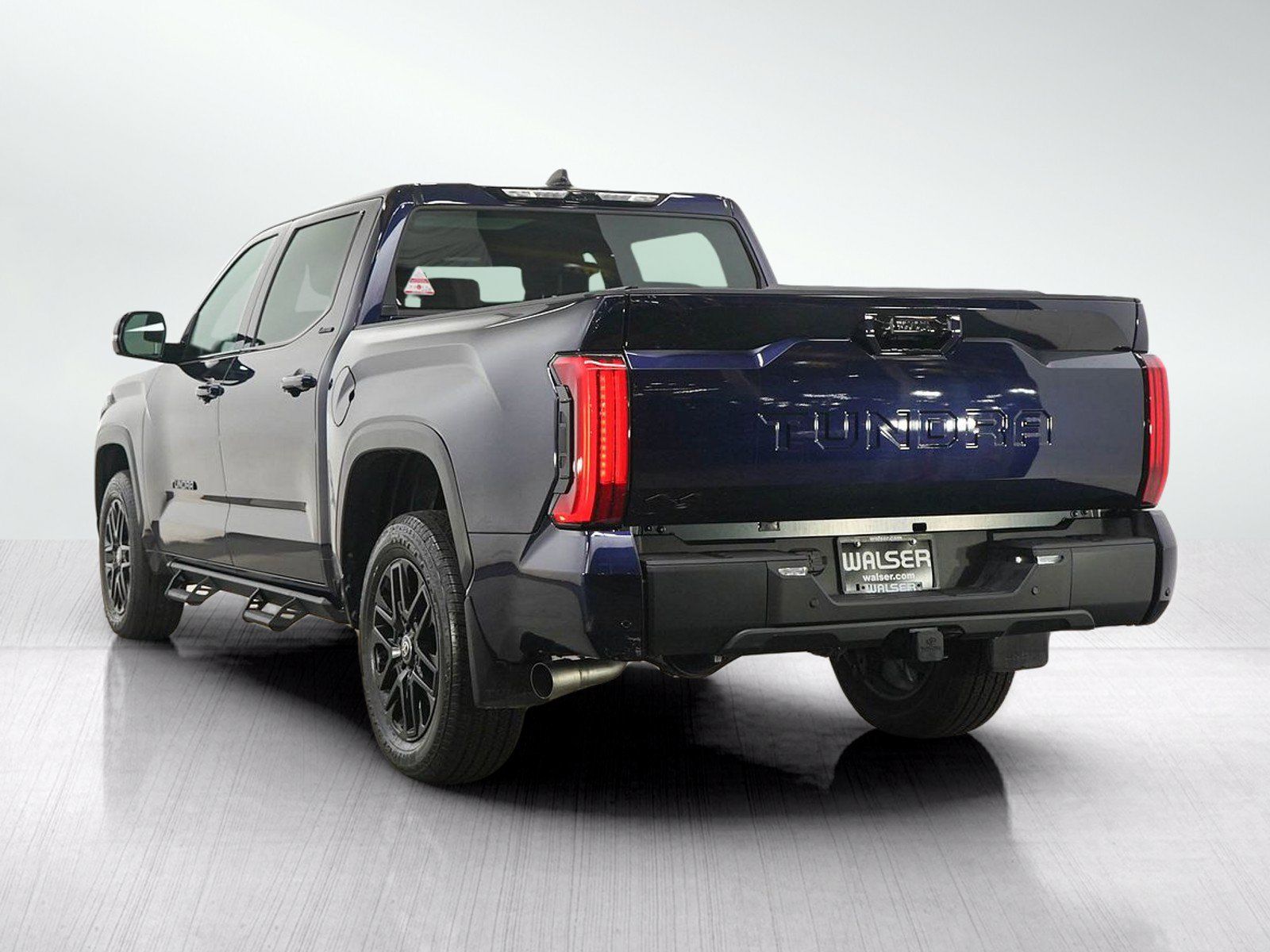 Used 2026 Toyota Tundra Limited AWD/4WD image 5