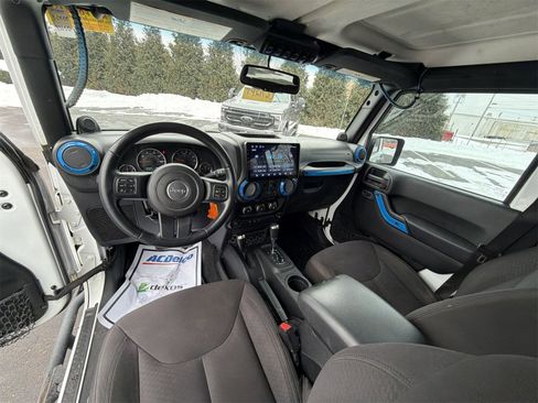 Used 2014 Jeep Wrangler Unlimited Sport w/ Quick Order Package 24S image 18