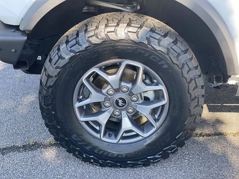 Used 2024 Ford Bronco Badlands AWD/4WD image 10