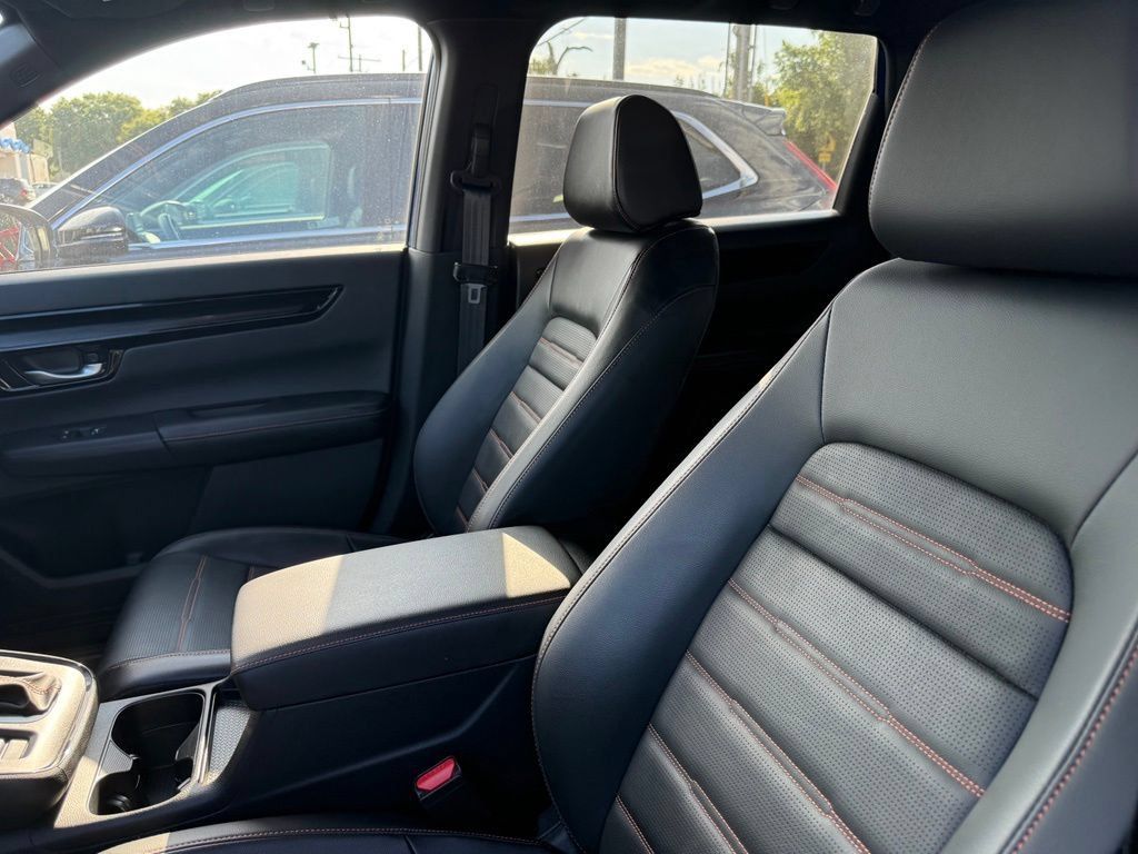 Certified 2025 Honda CR-V Sport Touring image 9