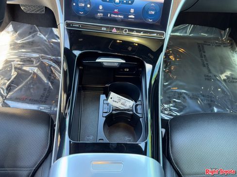 Used 2023 Mercedes-Benz C 300 4MATIC Sedan image 30