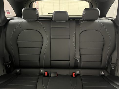 Used 2022 Mercedes-Benz GLC 300 4MATIC image 21