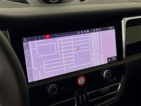 New 2026 Porsche Macan S image 21