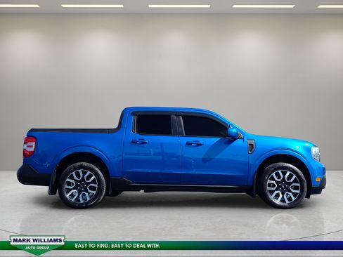 Certified 2022 Ford Maverick Lariat w/ Lariat Luxury Package AWD/4WD image 2