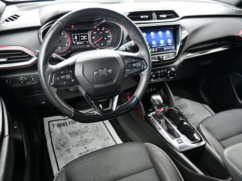 Used 2023 Chevrolet TrailBlazer RS w/ Sun and Liftgate Package image 22