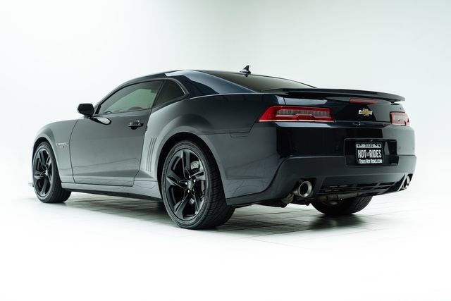 Used 2014 Chevrolet Camaro SS w/ RS Package RWD image 16