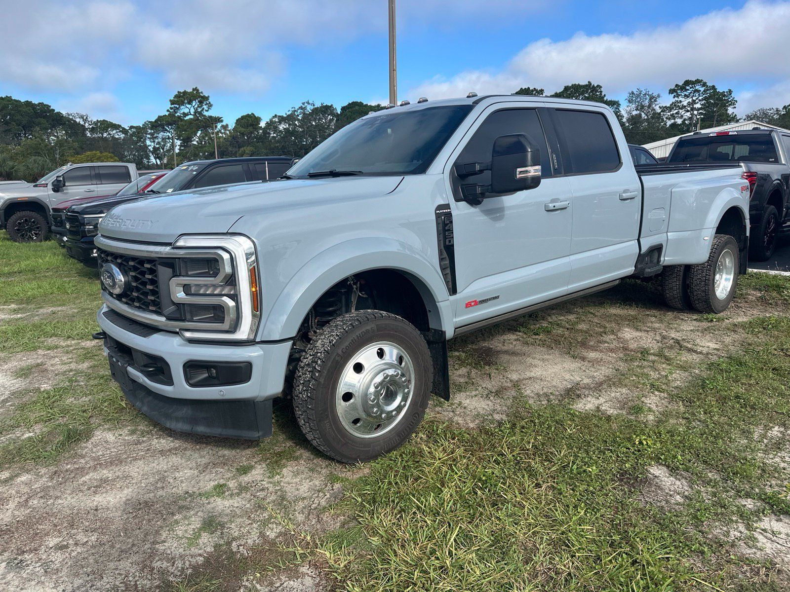 Used 2026 Ford F450 Platinum w/ FX4 Off-Road Package AWD/4WD image 1