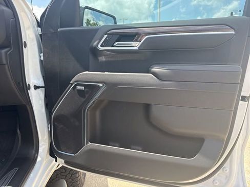 New 2025 Chevrolet Silverado 1500 RST image 38