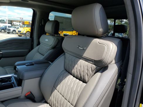 New 2026 Ford F350 Platinum w/ Platinum Plus Package AWD/4WD image 21