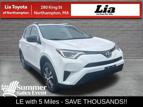 Used 2016 Toyota RAV4 LE AWD/4WD image 1